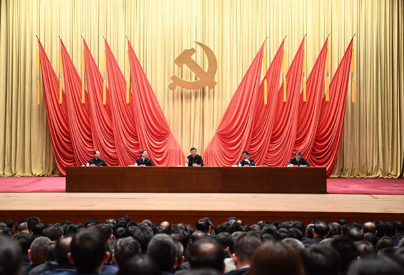 3月1日，2019年春季學期中央黨校（國家行政學院）中青年干部培訓班在中央黨校開班。中共中央總書記、國家主席、中央軍委主席習近平在開班式上發(fā)表重要講話。
